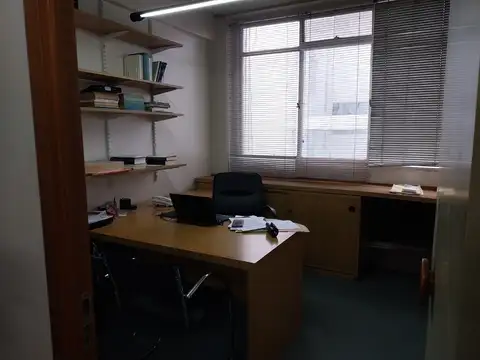 Oficina en Alquiler en Tribunales, $ 750.000