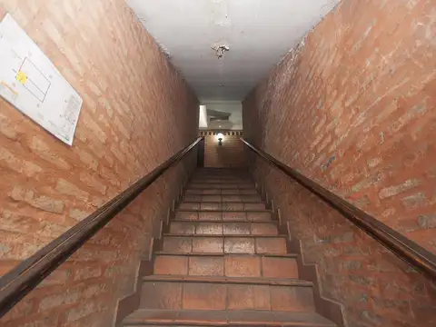 Se vende Hotel Familiar/ Terreno (LOTE) en Villa Lugano