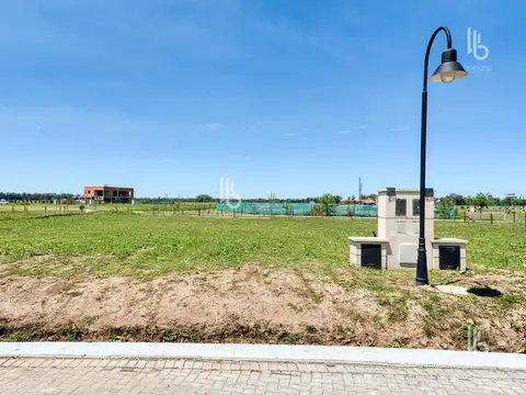 Terreno en Developer Park