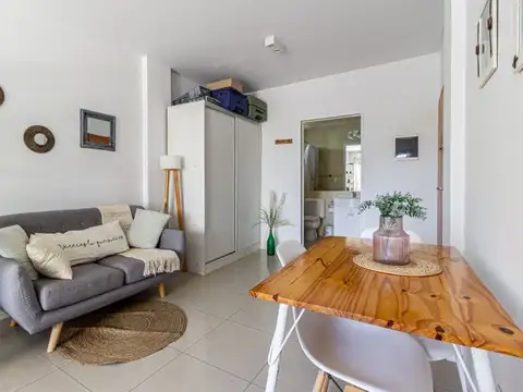 Monoambiente. Balcón, Villa Santa Rita. Magariños Cervantes 3000