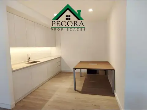 Oficina en Alquiler en Presidente Derqui, USD 2.550