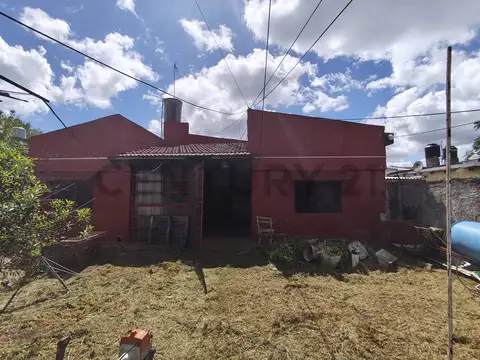 Venta lote merlo a refaccionar casa y departamento lote de 300 m2multiples