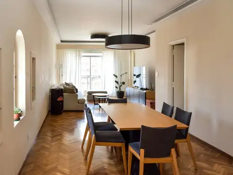 Calle Doctor Juan Felipe Aranguren 500