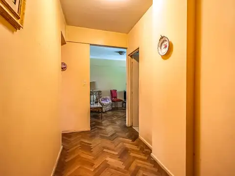 Departamento 4 ambientes con 2 baños