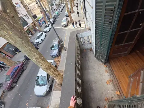 VENTA CASA MULTIFAMILIAR EN FLORES