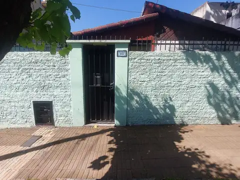 Casa en venta de 3 amb en Villa Ballester