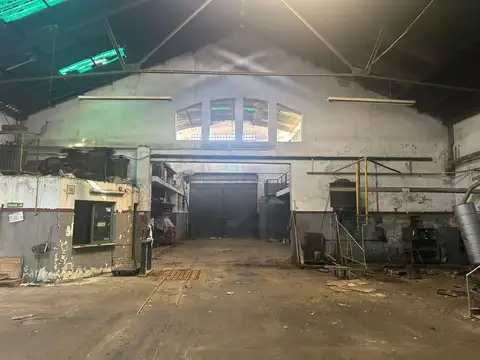 Av. Fernández de la Cruz  al 3000