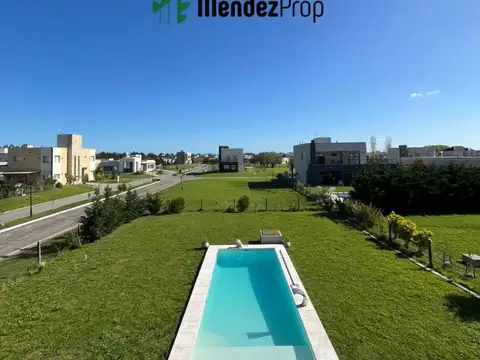 Casa en Venta en Club de campo Cruz del Sur, USD 187.000