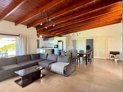 Casa en Alquiler Temporal de 3 dormitorios