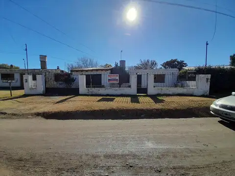 Casa en Alquiler en Guiñazu, $ 500.000