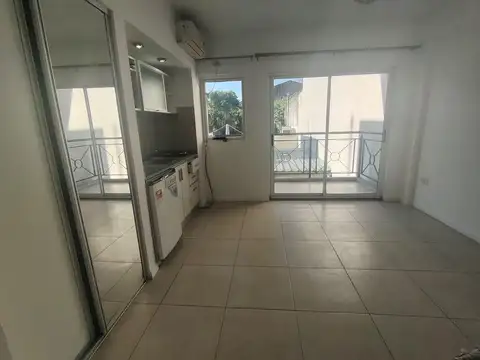 Departamento en Alquiler en Flores Sur, $ 430.000