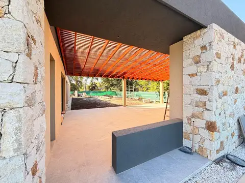 Casa en Venta en Manzanares, USD 235.000