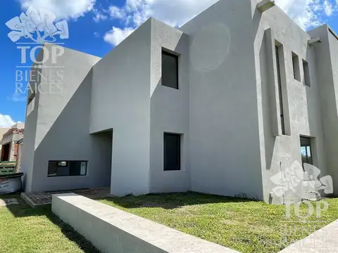 Casa en Venta en Puertos, USD 340.000