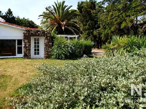 Local en Venta en La Barra, USD 600.000