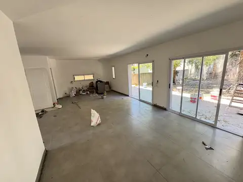 Casa en Venta en De Vicenzo Grande, USD 175.000