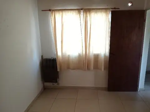 Departamento en Alquiler en Funes, $ 620.000