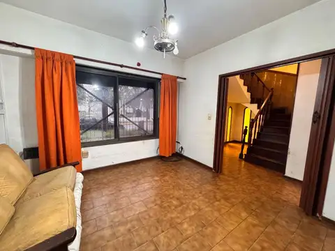 Casa en Venta en Villa Ballester, USD 110.000