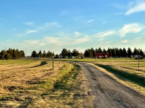 Terreno en venta - 1710Mts2 - Club de Campo Las Hojas, Marcos Paz