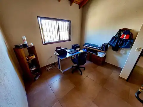 CASA 5 AMBIENTES EN VENTA EN LA UNION EZEIZA