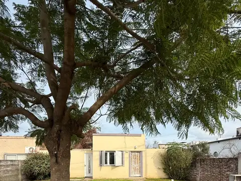 Casa con valor en OPORTUIDAD