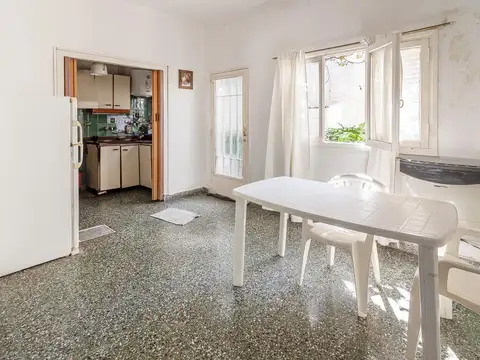 Depto Tipo Casa en Venta en Beccar-Vias/Rolon, USD 99.900