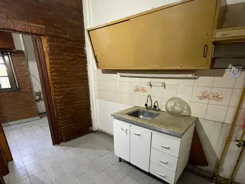 Depto Tipo Casa en Alquiler en Lanus Este, $ 290.000
