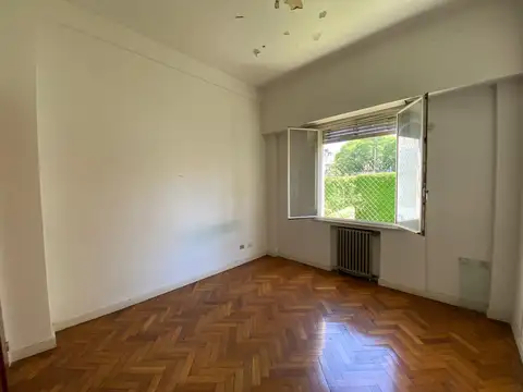 Alquiler 3 Ambientes con Dependencia y Toilette en Congreso