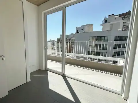 Venta Departamento 3 amb. Patio c parrilla, balcón y suite en Belgrano. Palier privado. Amenities