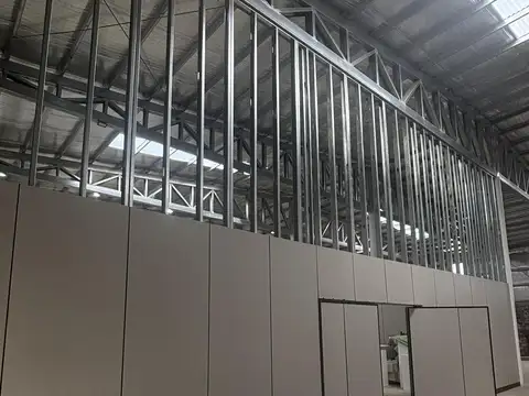 Galpon en Venta 40  mts Frente