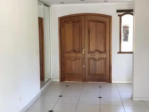 Casa en Venta en Buenos Aires Golf, USD 990.000