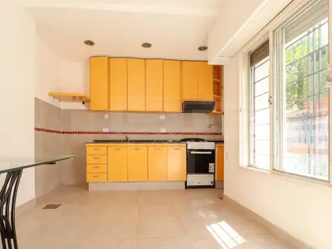 Depto Tipo Casa 3 ambientes con 1 baño
