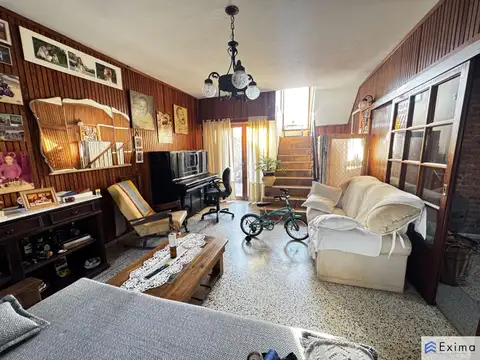 Casa en alquiler temporario c/ cochera en Coronel Bogado