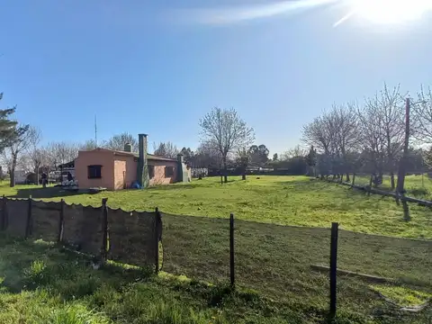 Terreno Con Casa Y Galpón En Venta En La