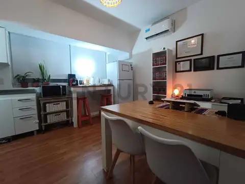 VENTA DE OFICINA EN RECOLETA