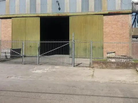 GALPON Y FRACCION SOBRE RUTA PANAMERICANA