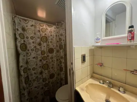 ALQUILER MONOAMBIENTE AMPLIO MORON