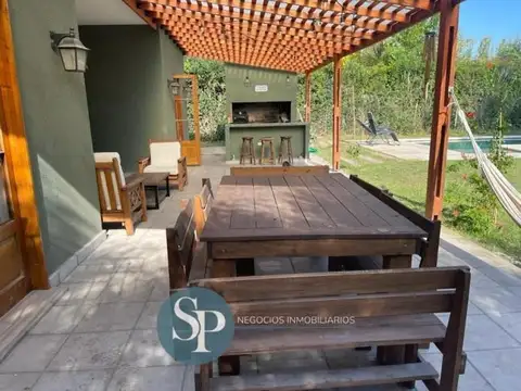 Casa en Alquiler de 4 dormitorios