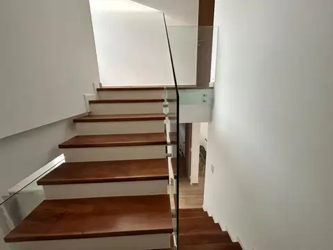 Departamento en Alquiler de 4 ambientes