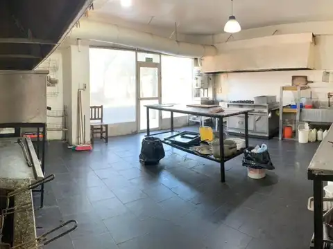 Avenida Talas del Tuyú e/ 71 y 20