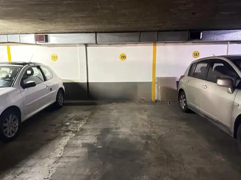 COCHERA EN RECOLETA VENTA URGENTE