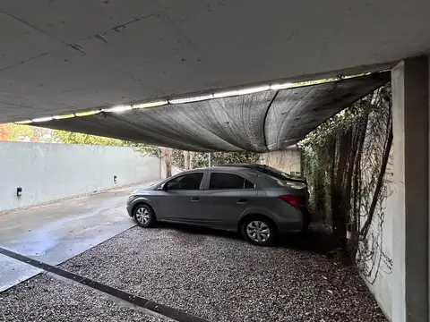 Cochera semicubierta en Venta | Villa Urquiza | Excelente Ubicación