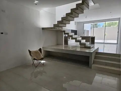 Angel Balbi entre Laprida y Bartoloni , Piso 2