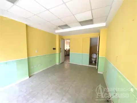 Local - Gral. J. J. de URQUIZA 1485