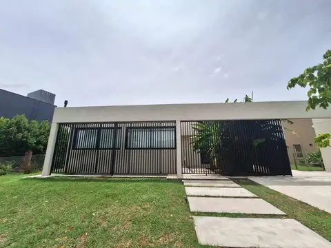 VENTA CASA 4 AMBIENTES CANTON PUERTO