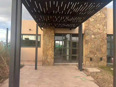Casa en venta Barrio Privado, Lujan de Cuyo. 2 dor