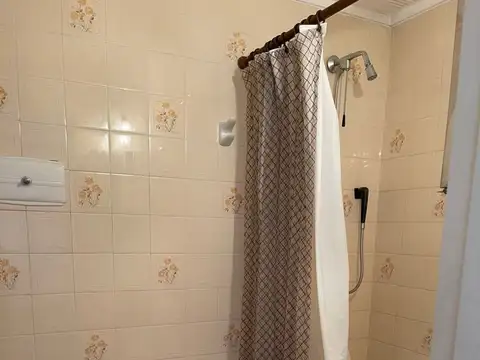 AV.INDEPENDENCIA 1300