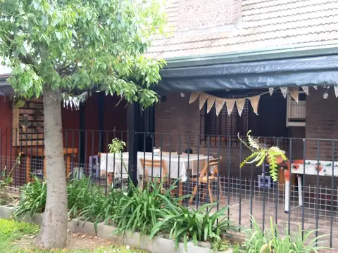 Casa 3 ambientes con 1 baño