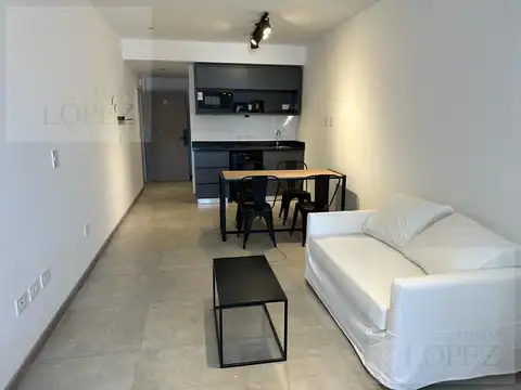 Alquiler temporario - 1 ambiente en Monserrat Con Balcón - Totalmente Equipado!