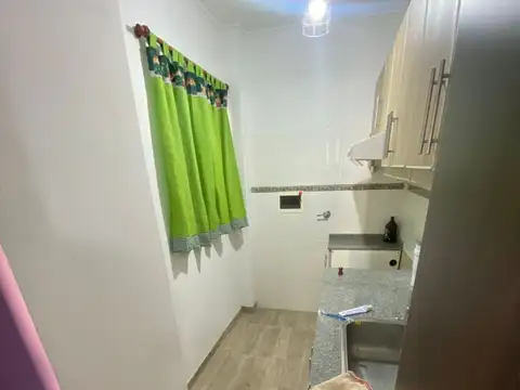 Depto Tipo Casa en Venta en Lanus Este, USD 130.000