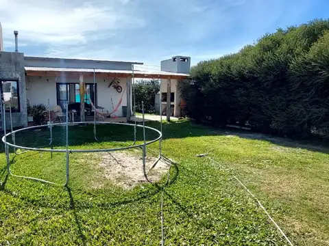 Casa en Pblo.Gral.Belgrano. A metros de termas.